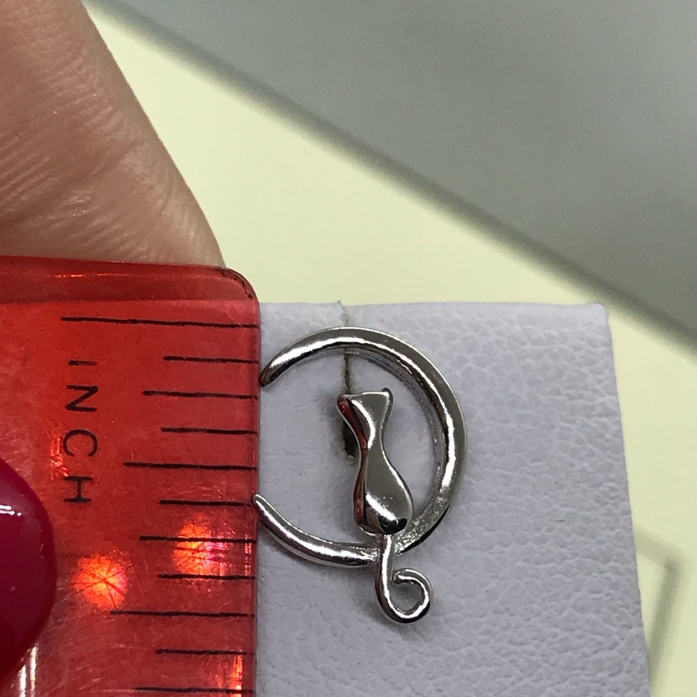 🌟 Sterling Silver 925 Cat Moon Earrings - Picture 4 of 5
